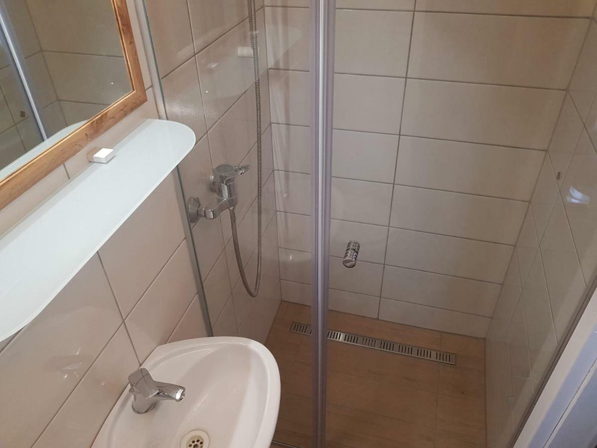 Apartment Lipar Preddvor Eksteriør bilde